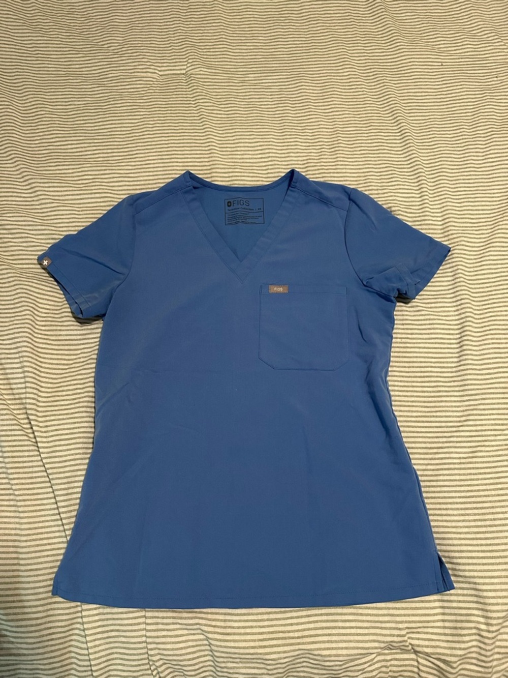 FIGS Ceil Blue Catarina One-Pocket Scrub Top™